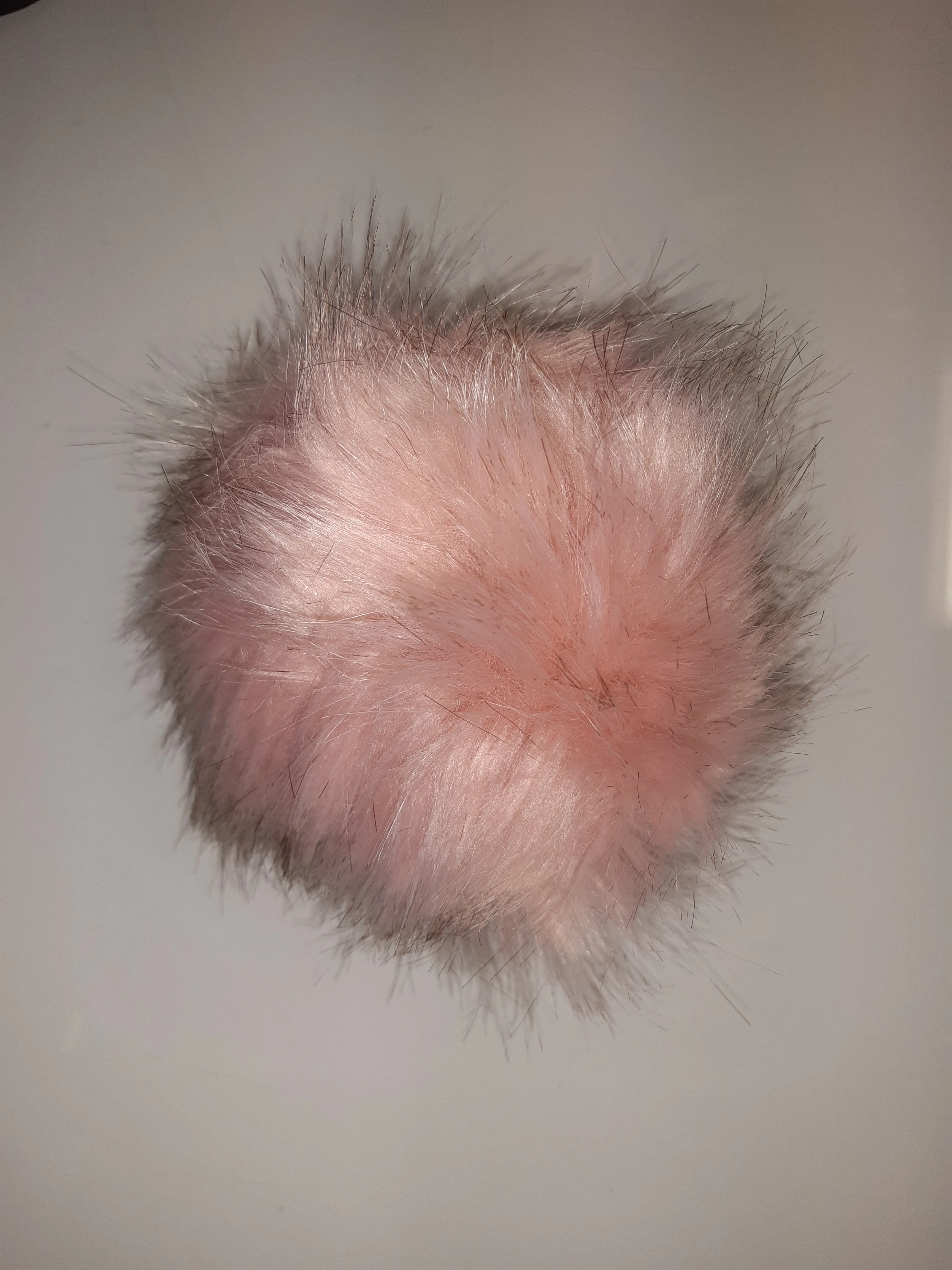 3 Surprise Pom Poms (Hats Sold Separately)