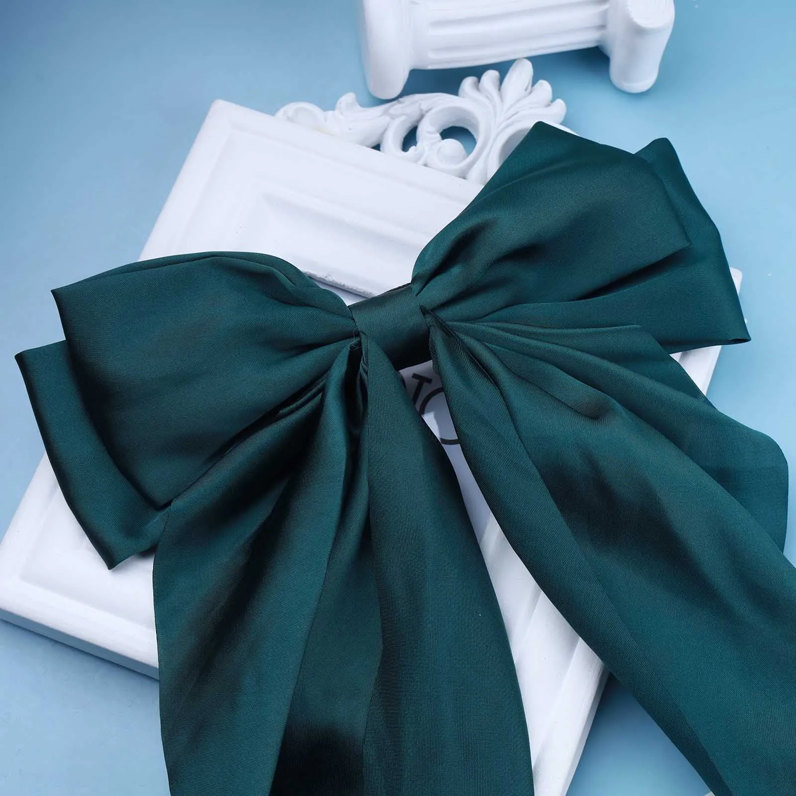 Andelaisi Vintage Silk Bow Hair Clips Green Bowknot Hair Barrettes Long Tail Silk Bow Hair Clip Barrette Large Bow Hair Accessories French Bowknot Clip Headpiece for Women and Girls Headdress (Green)