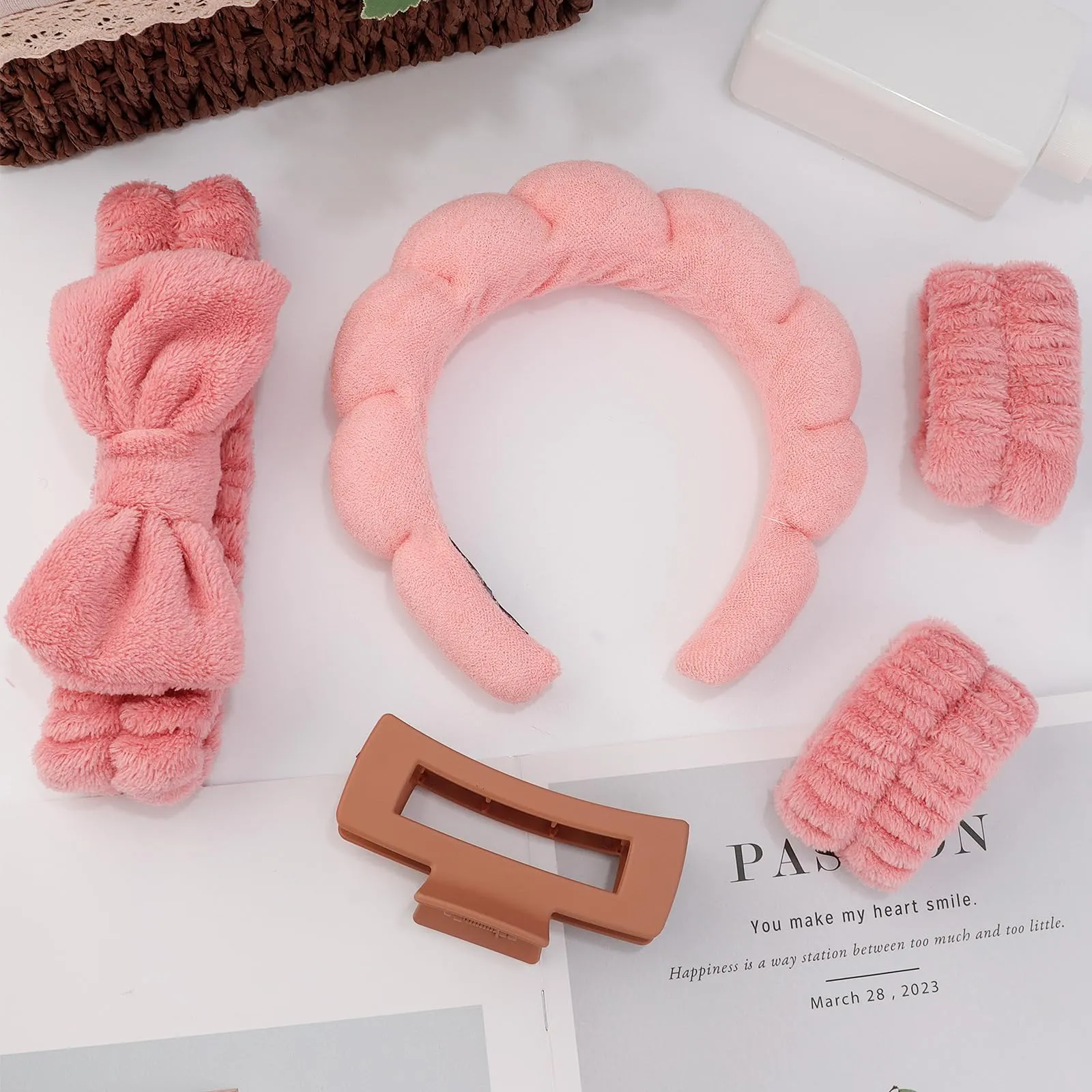 COCIDE 5Pcs Spa Headbands for Women Set with Large Hair Claw Clips Bow Hair Band for Girls Facial Makeup Head Band Knot Turban for Girls Wristband for Washing Face Spa Shower