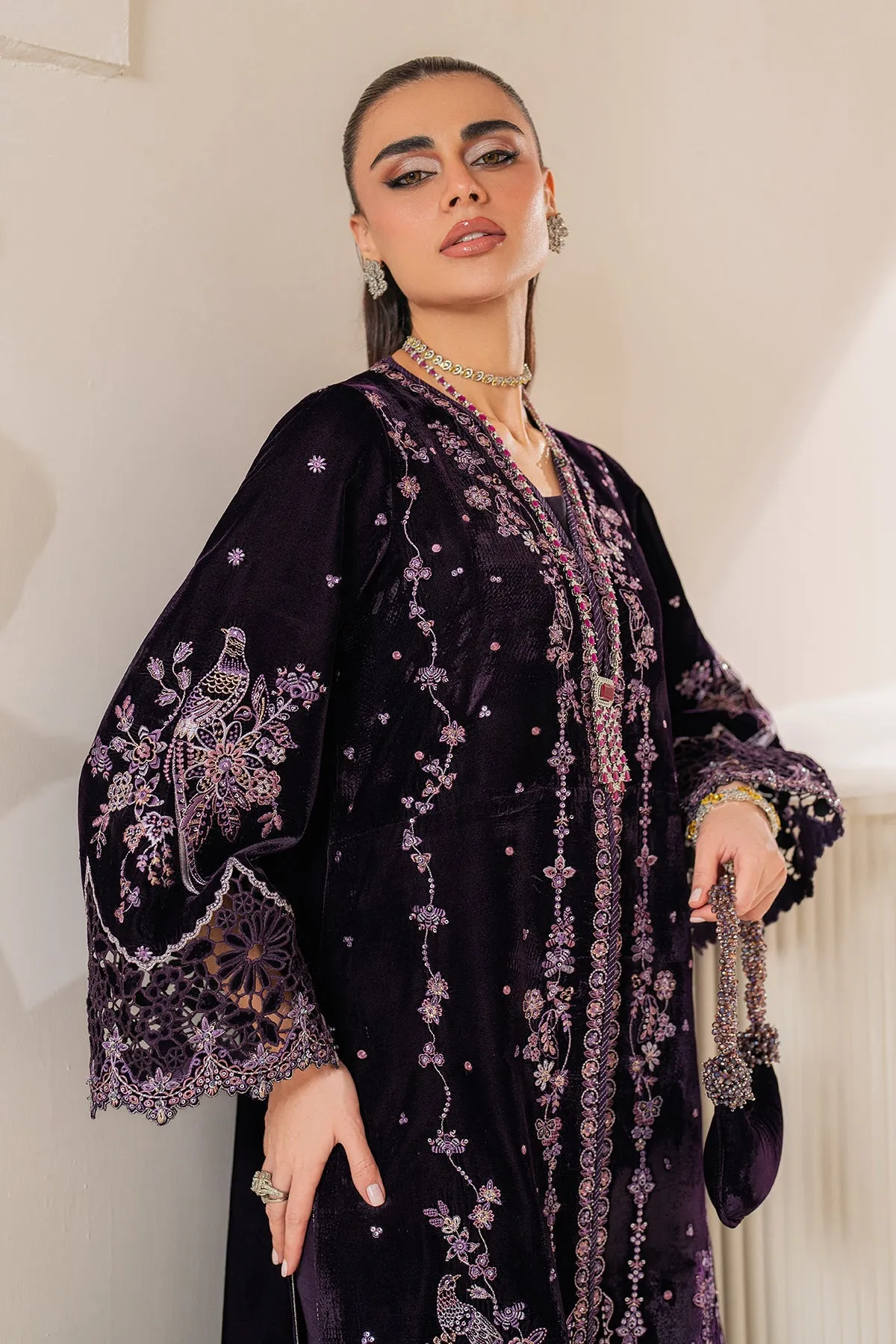EMBROIDERED VELVET SF-757