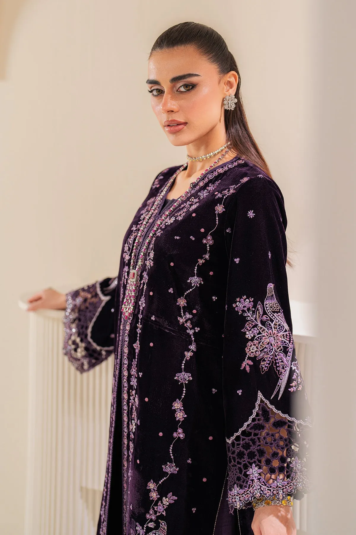 EMBROIDERED VELVET SF-757