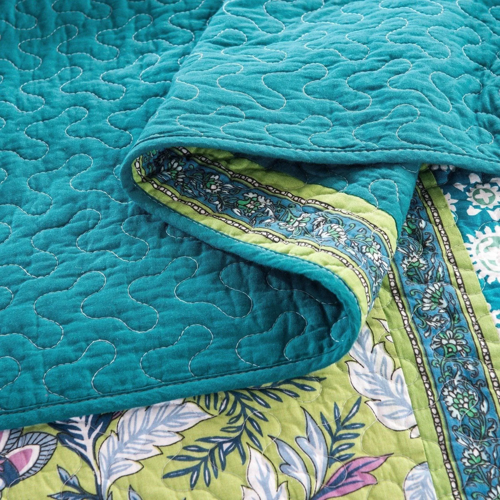 Greek Mediterranean Fountain Bohemian Cotton Patchwork Bedspread Quilt Set
