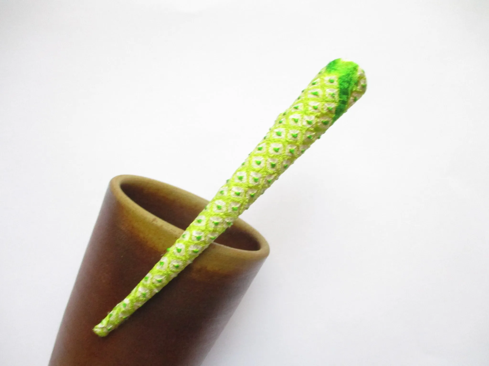 Green Japanees Kimono Beak Clip