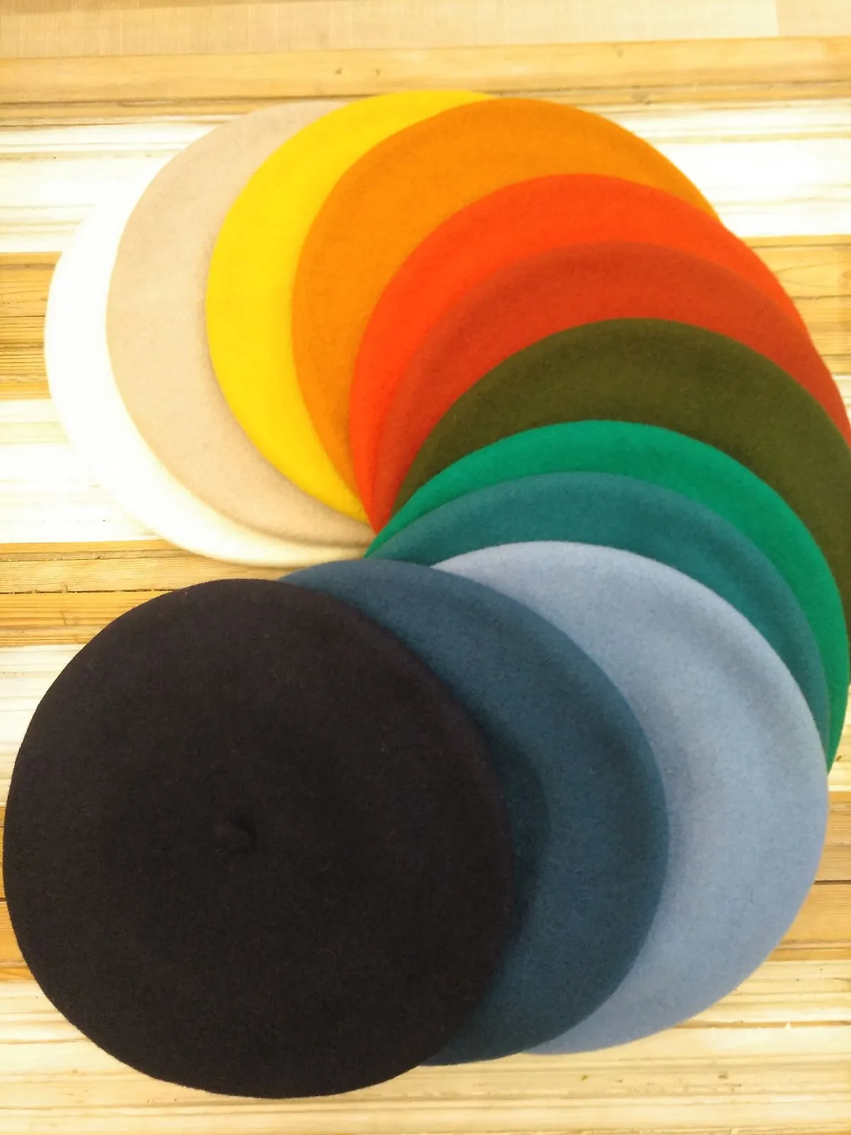 Green Wool Elosegui Beret