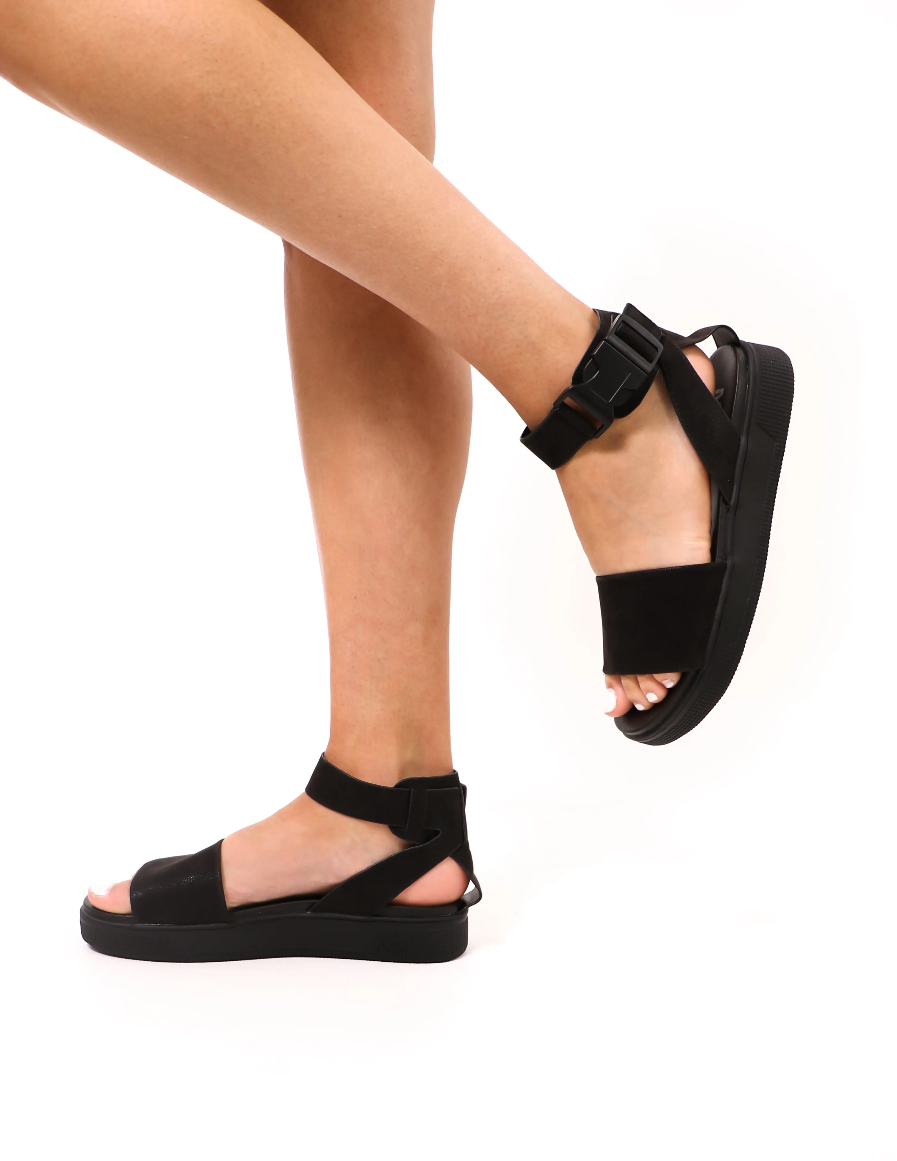 MIA Buckle Trouble Platform Sandal - Black