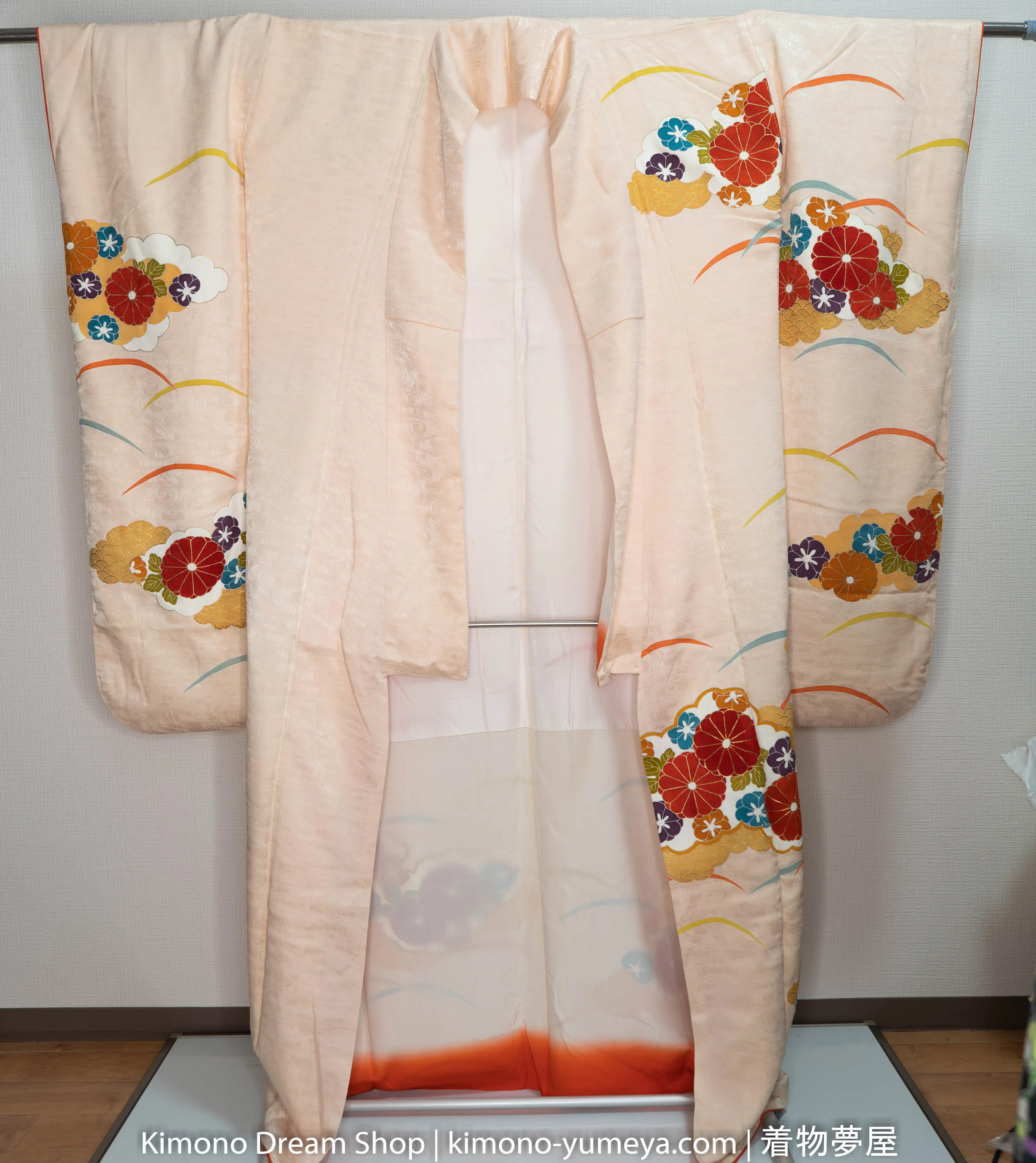 Springtime Chrysanthemum Furisode - Golden Clouds Shiny Waves - Beige Wavy Red Blue Purple Orange