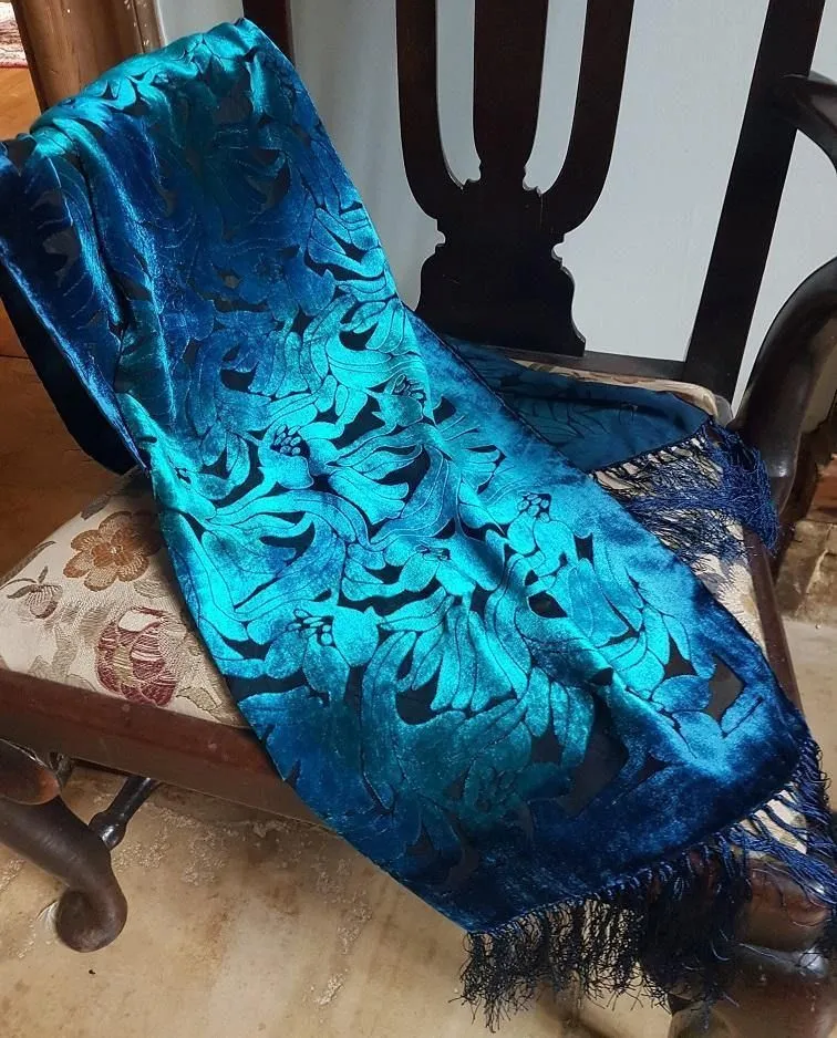 Velvet Shawl