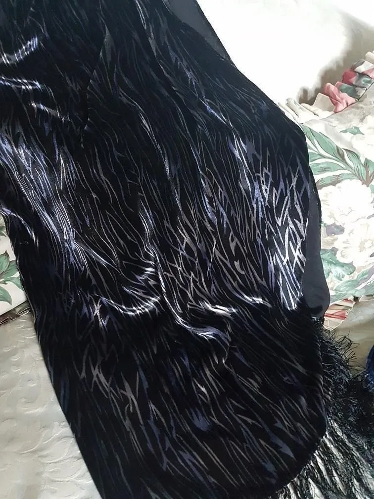 Velvet Shawl